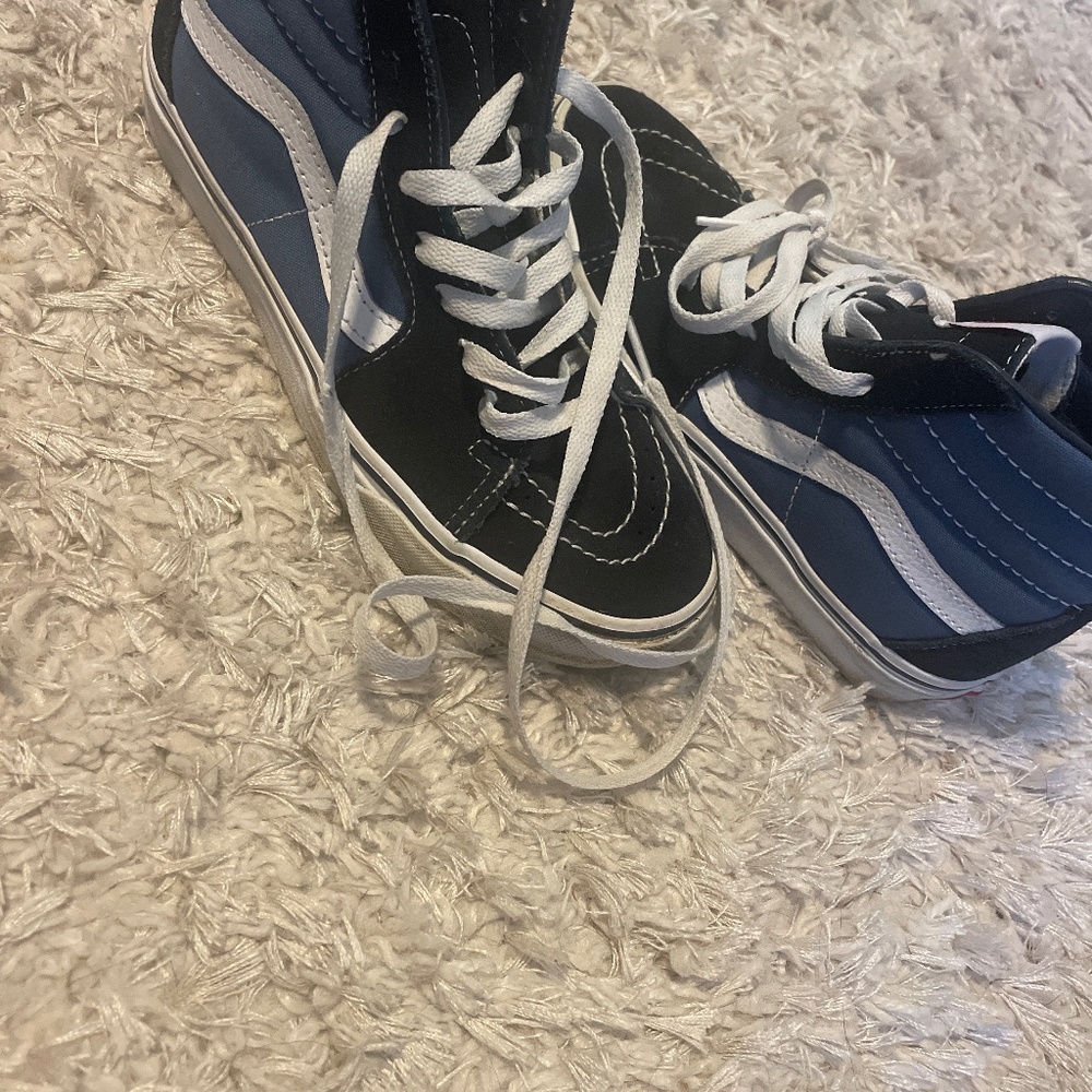 US Men size 4.5 US women size 6.0